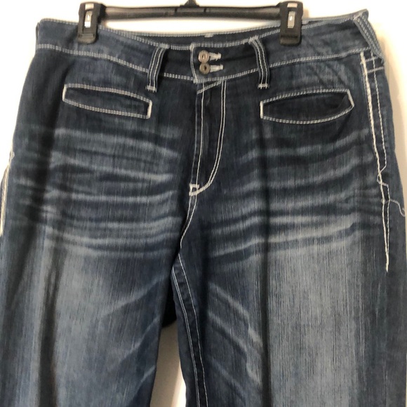 Ariat jeans worn often yet still like new - Picture 1 of 5